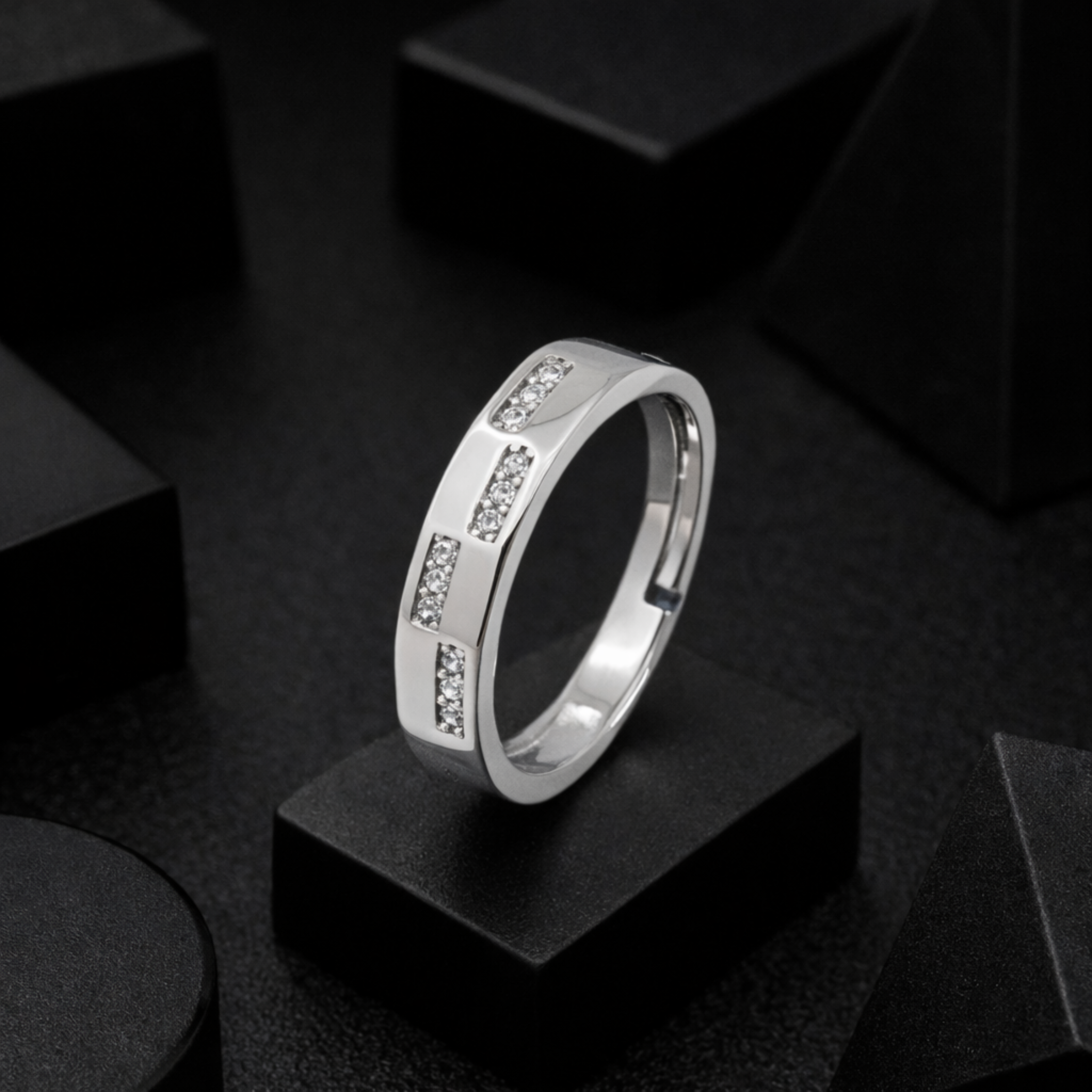 Imperial Shine Finger Ring for Men