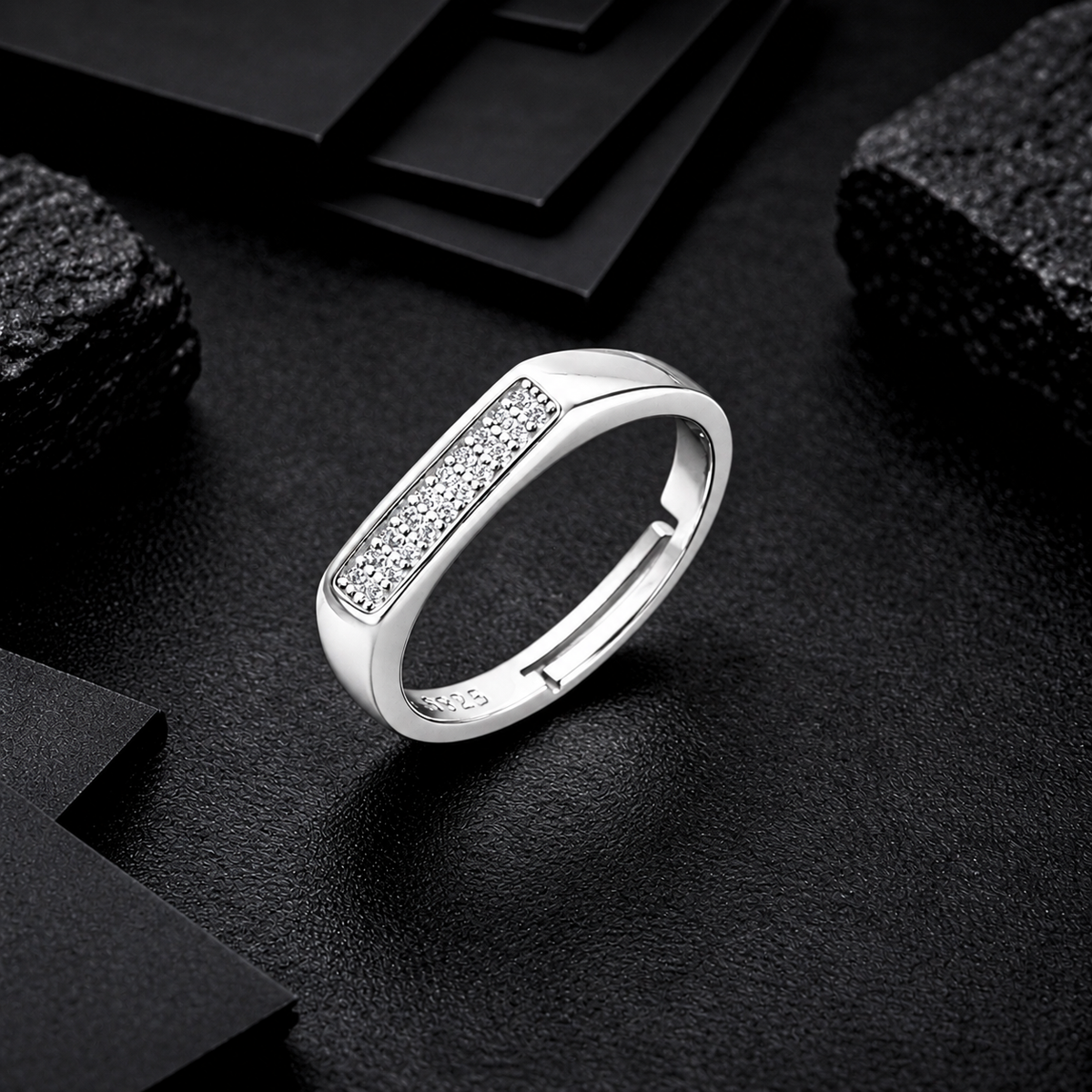 Majestic Square Finger Ring for Men