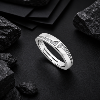 Noble Shine Finger Ring for Men