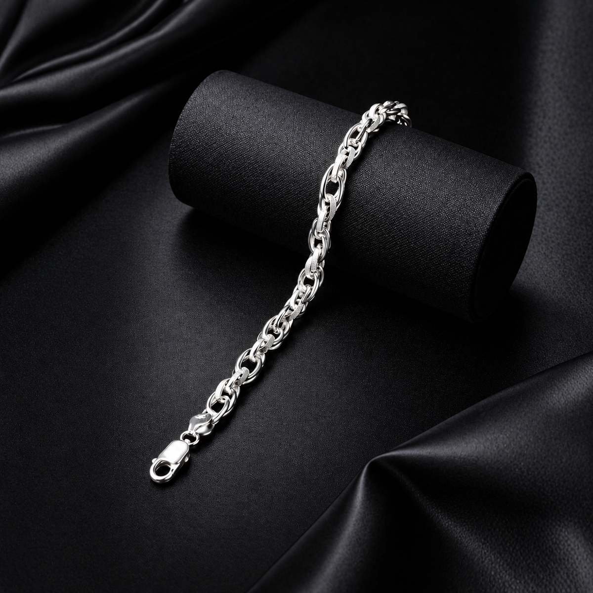 Textured Oval Link Bracelet
